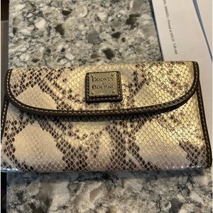 EUC.  Dooney & Burke continental wallet